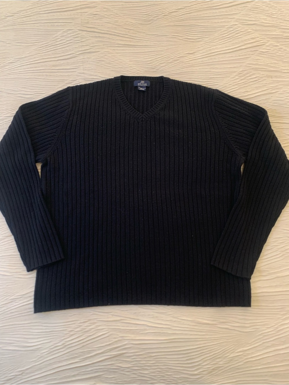 Vintage Brooks Brothers Black 100% Merino Wool Ribbed V-Neck Sweater, size Large
